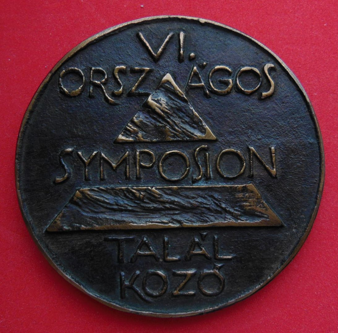 Péter Ágnes:VI. Országos Symposion tal.Lengyeltóti 1993. Br.68,5mm 114gr.
