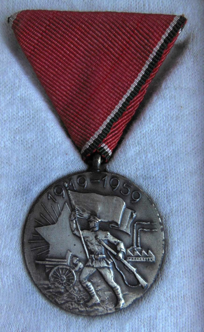 Tanácsköztársaság Emlékérem 1959. dobozban