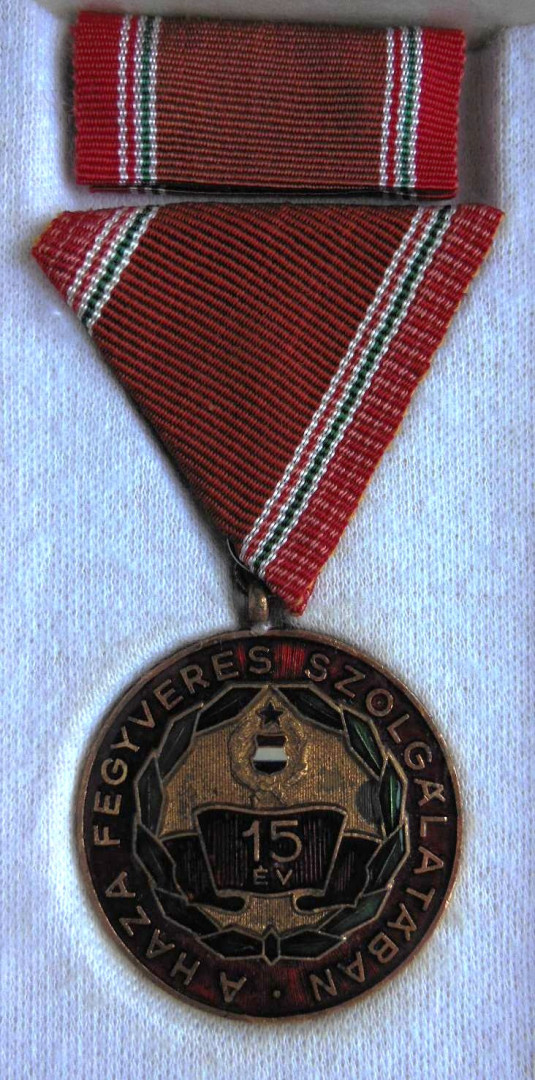 Szolgálati Érdemérem 15 év után dobozban+szalagsáv